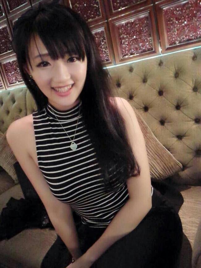 den truong don con, ong bo ngan nguoi khi thay co giao, len lut chup voi tam anh - 11