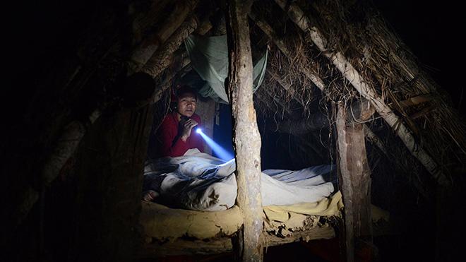 ky quac tuc le duoi phu nu ra khoi nha khi “den thang” o nepal - 9
