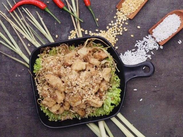 Gà rang muối thơm ngon đậm đà với cách làm đơn giản nhất tại nhà