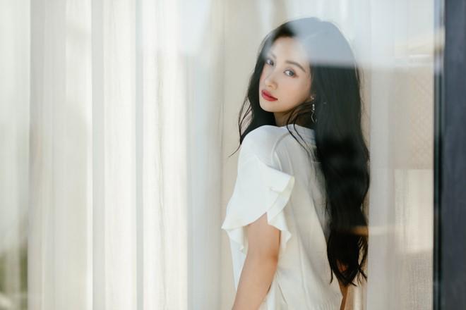 Jun Vũ ra mắt sách ảnh đầu tay đẹp ngất ngây mang tên amp;#34;Cảm ơn, ngày thanh xuân rực rỡamp;#34; - 6