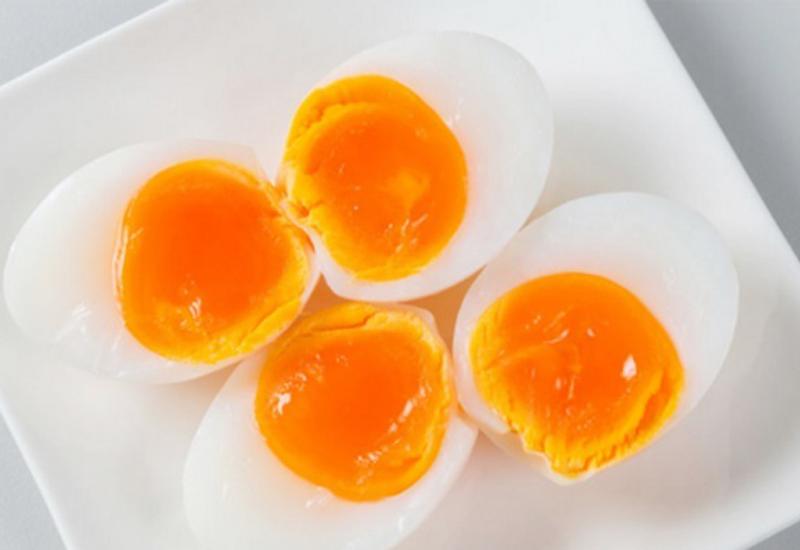 Trứng lòng đào: Trứng giàu chất dinh dưỡng, rất thích hợp cho các bé nhỏ tuổi ăn dặm hoặc chế biến thành nhiều món khác nhau cho các trẻ em lớn hơn.
