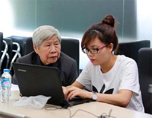 Bị tiểu đường 30 năm và ung thư, PGS Sản khoa sống khỏe nhờ bí quyết đơn giản không ngờ - 1