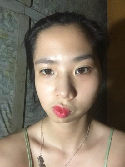 hang ngan canh doi eo le dang cung mong cho mot “tam ve vang” de mo “canh cua lot xac”! - 2