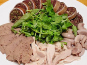 Sức khỏe - Không muốn bệnh đầy người thì đừng ăn lòng lợn theo cách này