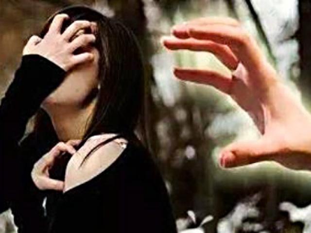 Cô gái bị kẻ lạ chuẩn bị sẵn bao cao su cưỡng hiếp, ngỡ ngàng danh tính yêu râu xanh