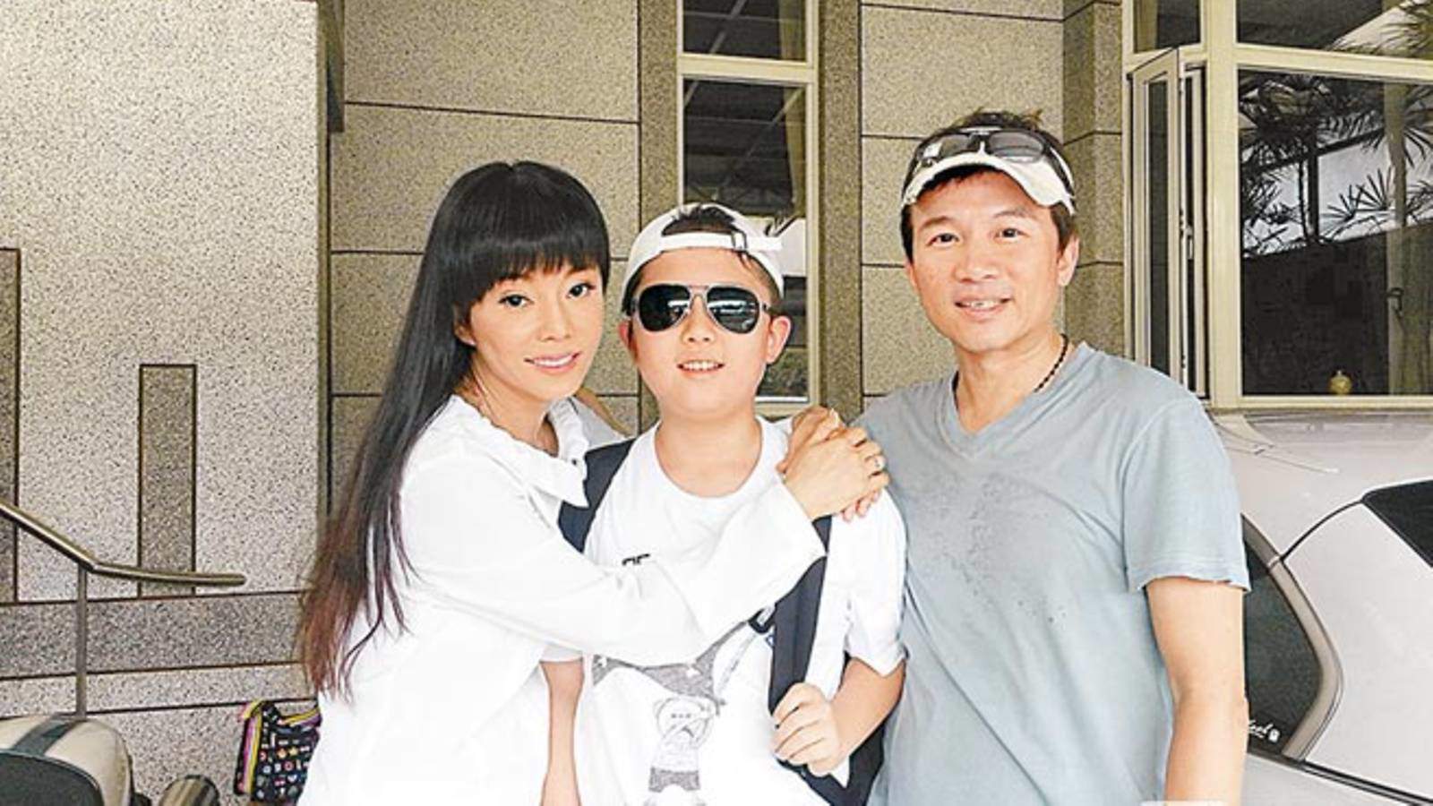 Nữ diễn viên thích làm gái U18, ngủ cùng con 15 năm và thảm kịch con gặp khi lớn - 6