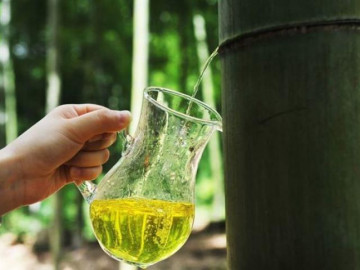 Rượu làm từ ống tre siêu độc đáo của người Trung Quốc