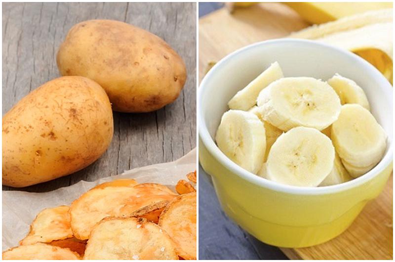 Khi khoai tây và chuối được ăn cùng nhau có thể dẫn đến một số phản ứng hóa học, trong đó sẽ sản xuất chất độc và gây ra các đốm nâu trên khuôn mặt. Tuy nhiên, bạn sẽ an toàn nếu ăn khoai tây và ăn chuối cách nhau tối thiểu 15 phút.
