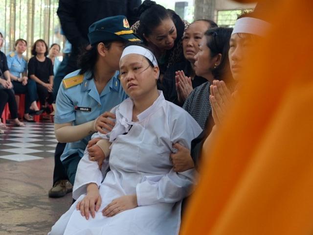 Nghẹn ngào tang lễ 2 phi công hy sinh trong vụ rơi máy bay ở Khánh Hòa