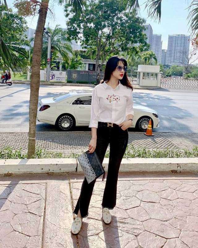 Diệp Lâm Anh bầu vượt mặt vẫn khiến chị em phát hờn trước gout ăn mặc gợi cảm hết nấc - 10