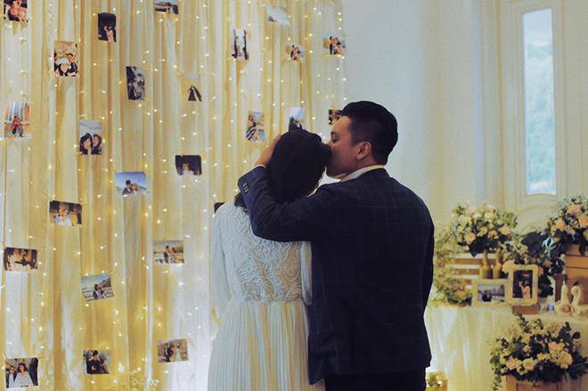 Yêu Việt kiều kém tuổi, MC xinh đẹp giật mình vì mẹ chồng tương lai đã làm điều này - 5
