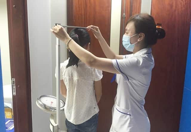 an du thuc pham dat tien nhung con van "nam lun", me ta hoa khi bs noi nguyen nhan - 2