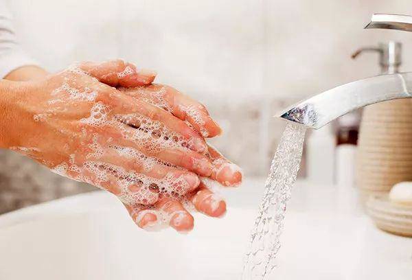 Đau bụng hơn 10 năm, người phụ nữ không ngờ thứ này tồn tại trong cơ thể - 4