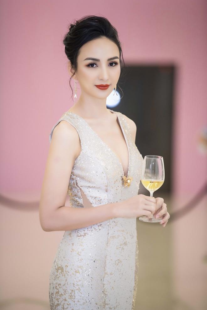 amp;#34;Gái một conamp;#34; Ngọc Diễm: Xinh đẹp đã là một phần thành công của nữ giới! - 3