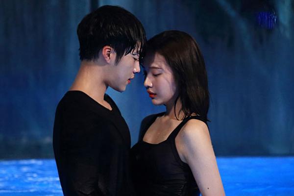 Mặt nạ hào hoa (Phần 3) - 3