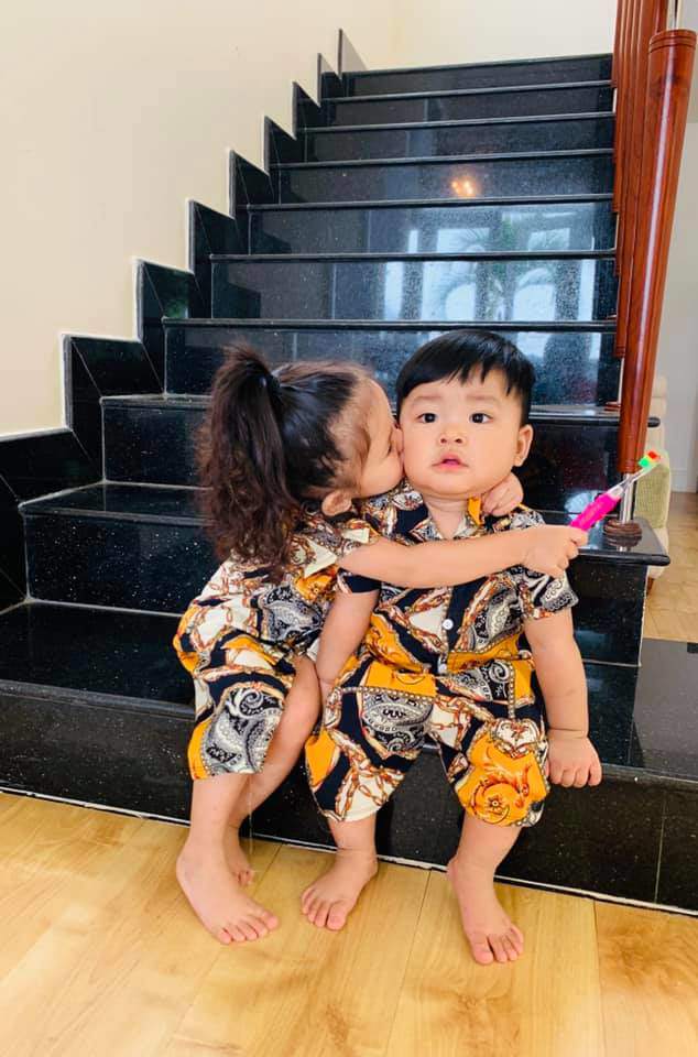 Hải Băng khoe ảnh nhí nhảnh của hai con, dân mạng khen hết lời vì quá đáng yêu - 5