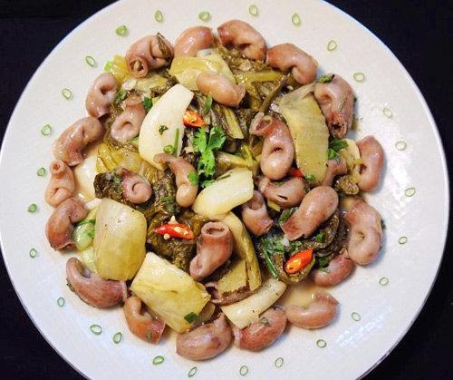 Bữa cơm chiều ngon chồng con ăn 3-4 bát vẫn chẳng no - 2