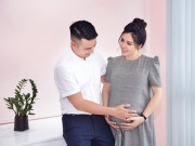 Sao Việt - Ở tháng cuối của thai kỳ thứ 3, bà bầu Ngọc Hiền được chồng doanh nhân "kè kè" chăm sóc