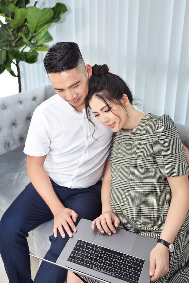 Ở tháng cuối của thai kỳ thứ 3, bà bầu Ngọc Hiền được chồng doanh nhân amp;#34;kè kèamp;#34; chăm sóc - 3