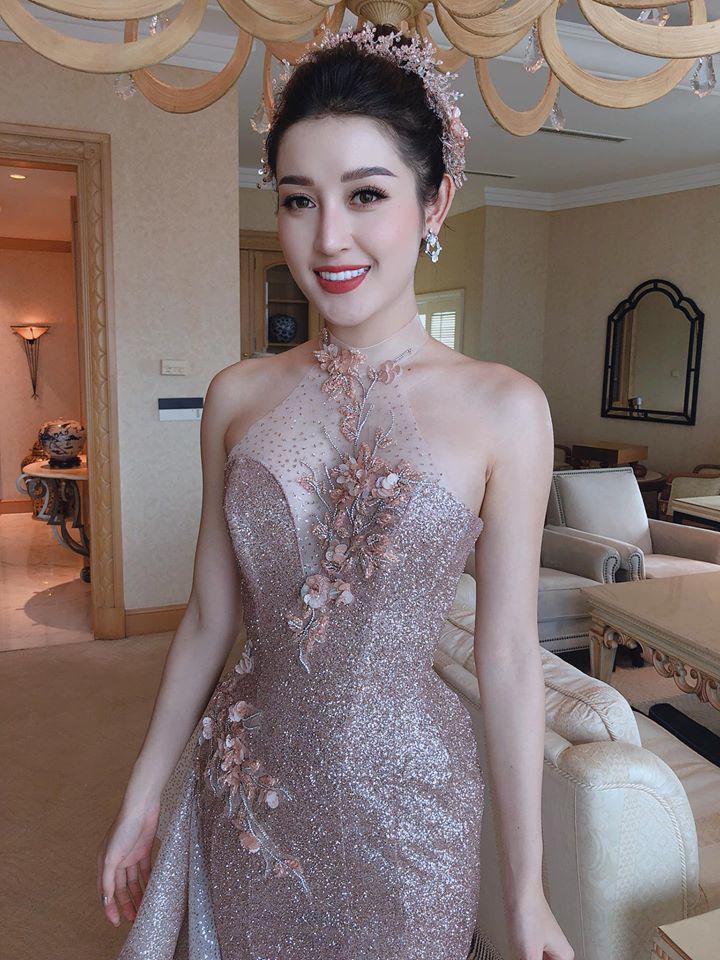 Fan hỏi loại nước hoa hay dùng, Á hậu Rich Kid đưa nguyên BST gây choáng váng thế này đây - 4