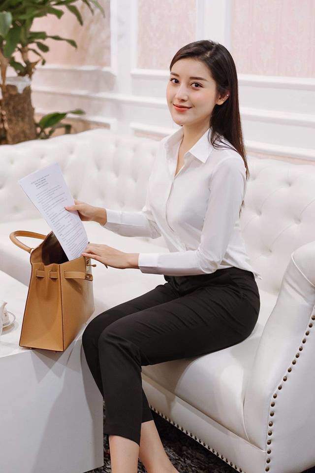 Fan hỏi loại nước hoa hay dùng, Á hậu Rich Kid đưa nguyên BST gây choáng váng thế này đây - 10