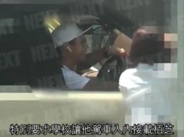 Lần đầu tiên Trương Bá Chi khoe con trai thứ 3 mới sinh, diện mạo cậu bé gây tò mò - 5