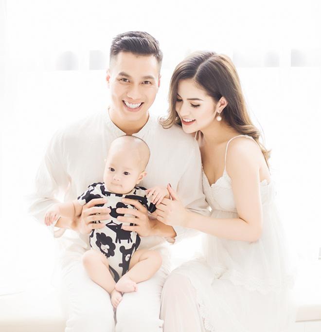 Sao Việt 24h: Quế Vân phát biểu sốc giữa lùm xùm ly hôn của Việt Anh với vợ 9x - 1