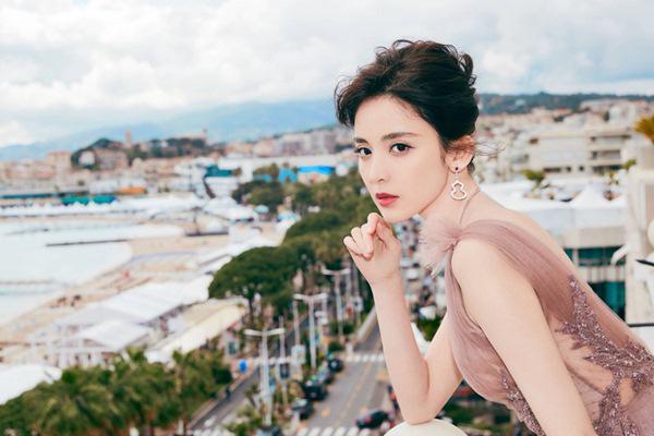 Tứ đại nữ thần 2019 lộ diện: Lưu Diệc Phi có còn là amp;#34;thần tiên tỷ tỷamp;#34;? - 7