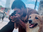 Tin tức - "Lão Hạc" thời @ cả đời tần tảo kiếm sống nuôi "đàn con" hơn chục chú chó