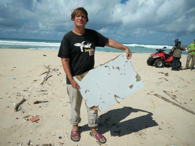 Bí ẩn MH370: Người tìm thấy mảnh vỡ máy bay bị dọa giết?