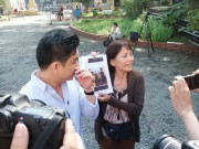 Bác sĩ Chiêm Quốc Thái đụng mặt nảy lửa với mẹ vợ cũ trước phiên tòa xét xử