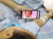 Tin tức - Mắc ung thư khi mang thai ở tuần 33, mẹ trẻ phải truyền 60 bịch máu để con chào đời