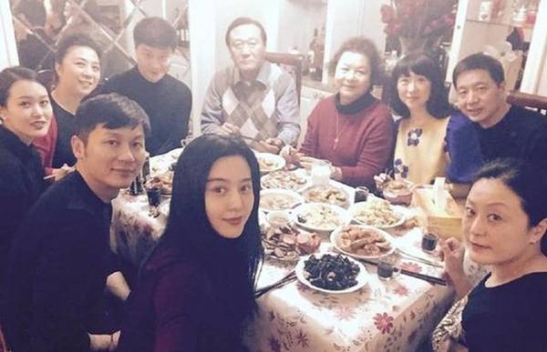 Phạm Băng Băng và Lý Thần không chia tay trong hòa bình: Cãi nhau to ngay tại công ty - 3