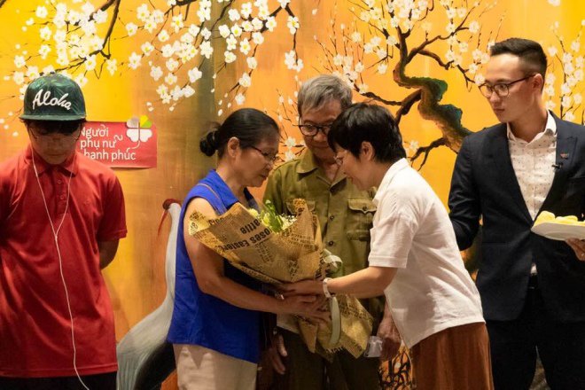 Ly hôn 9 năm, Công Lý và con trai bí mật làm điều này khiến MC Thảo Vân khóc nghẹn - 5