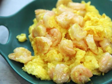 Chiên trứng với thứ này được món ngon, giàu canxi hơn cả uống thuốc cho con