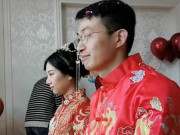 Tin tức - Tổ chức đám cưới bằng livestream vì dịch COVID-19, cô dâu chú rể nhận hơn 3 triệu lượt xem