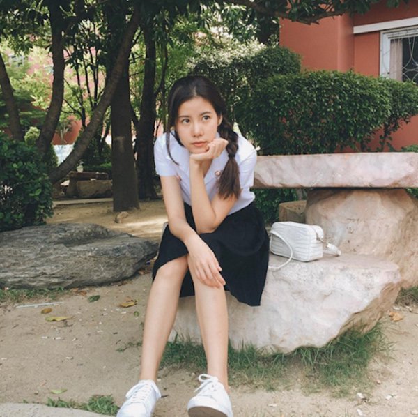 Mối tình của nàng công chúa xứ chùa Vàng và chàng nam thần nổi tiếng Châu Á - 1