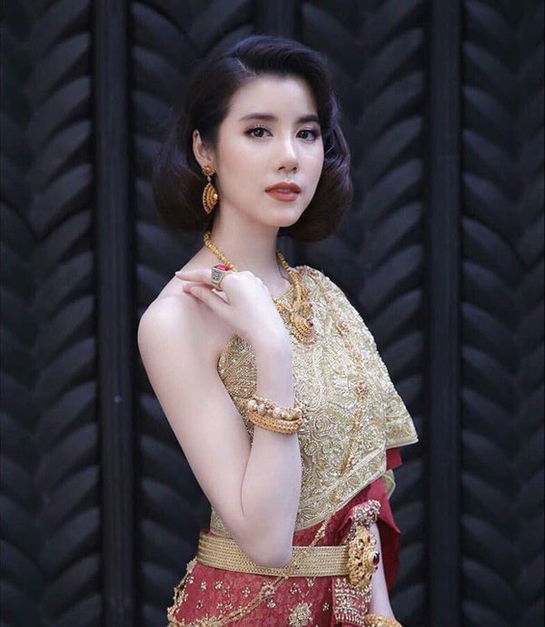 Mối tình của nàng công chúa xứ chùa Vàng và chàng nam thần nổi tiếng Châu Á - 8