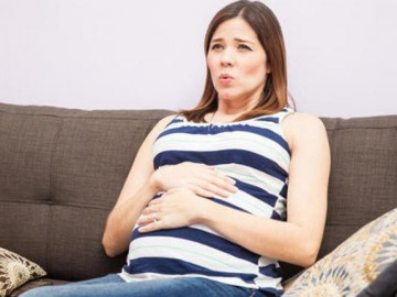 Khó thở khi mang thai tháng thứ 8 khi nằm có nguy hiểm không?