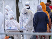 Tin tức - Thêm 5 ca nhiễm COVID-19, 1 người hay ăn uống và mua đồ ở căng tin BV Bạch Mai