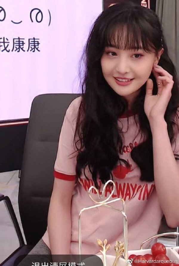 Từng bị chê gầy trơ xương, nàng tiểu Hoa đán nhan sắc lên hương dưới ống kính người qua đường - 6