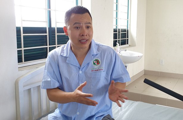 bi dan mang che anh "thanh cach ly" mua dich, vu khac tiep dap tra: "o nha van vui" - 1