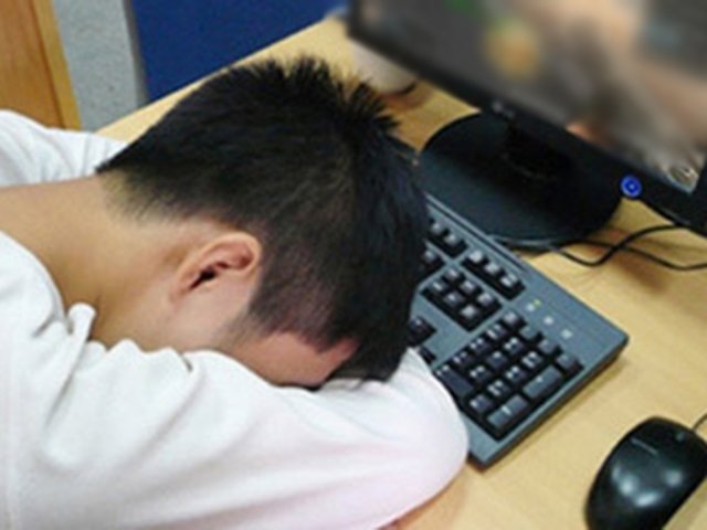 Chàng trai tỉnh dậy giữa đêm thấy phần dưới đau bất thường, BS khám xong nói rất nguy hiểm