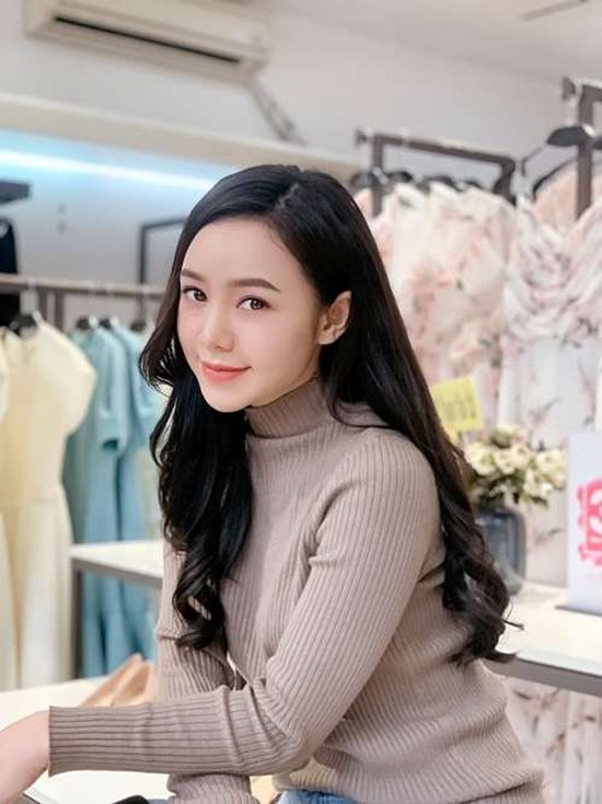 amp;#34;Em gái Lan Caveamp;#34; ngại ngùng vì cảnh nóng, bạn diễn nam xài chiêu bất ngờ - 9