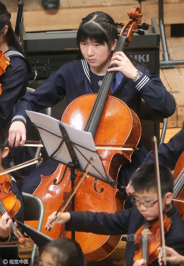 Nàng công chúa cô đơn nhất thế giới: Không được thừa kế ngôi vị, bị bạn học bắt nạt - 5