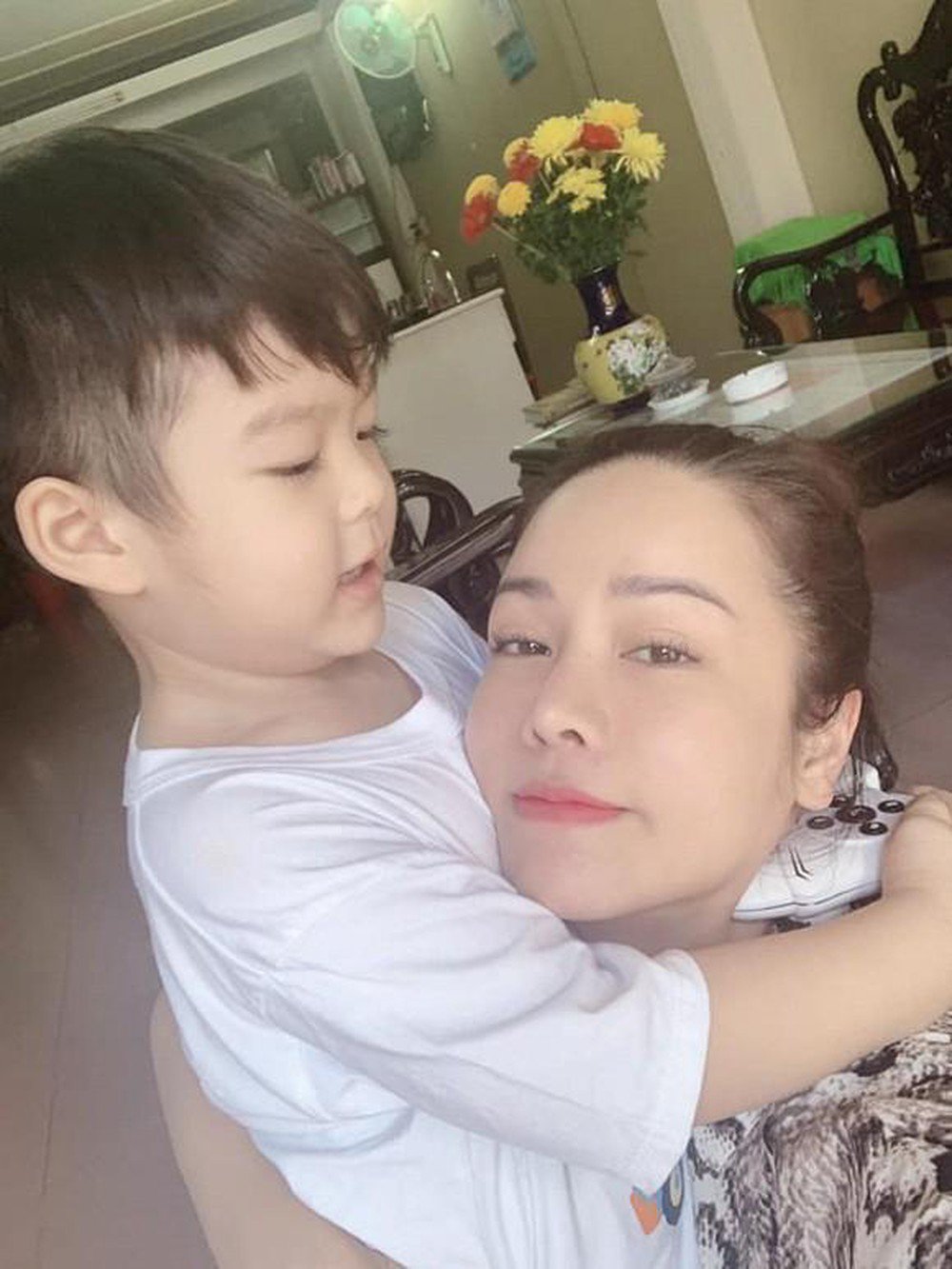 Nhật Kim Anh tậu nhà cao vườn rộng, làm sổ tiết kiệm, mua 2 bảo hiểm để đón con trai - 3