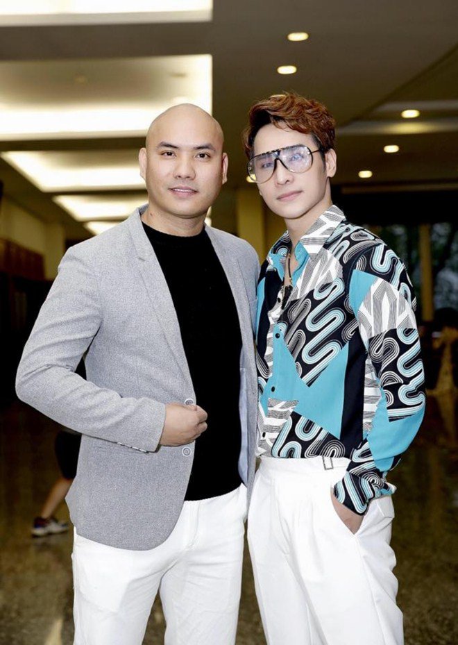 A Tuân, Chu Bin amp;#34;gây bãoamp;#34; mạng xã hội với ca khúc cổ động tinh thần mùa dịch COVID-19 - 2