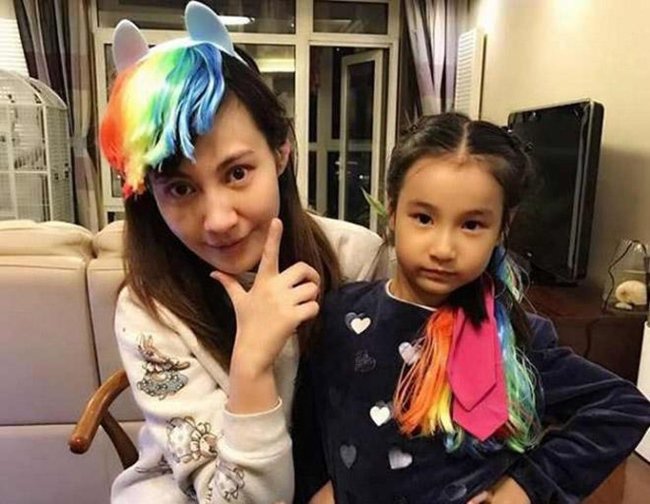 Mỹ nhân thẩm mỹ hỏng: amp;#34;Rắn độcamp;#34; làm lu mờ Phạm Băng Băng, chồng tài hoa nhưng kém sắc - 14