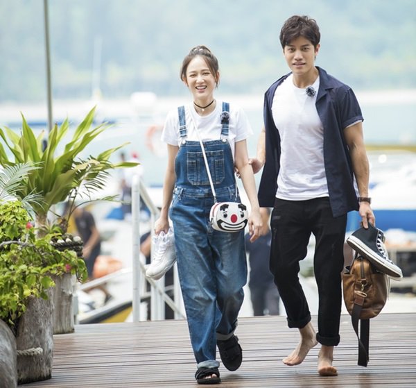 Từng bị fan bạn gái chê giả dối, tình trẻ Trần Kiều Ân khoe gia sản có phi cơ riêng - 2