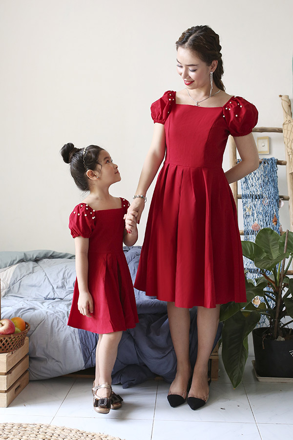 Set đồ đôi mẹ con xinh xắn Váy đôi, đầm cho mẹ và bé theo cặp 1 2 3 4 5 6 7  8 9 tuổi | Lazada.vn